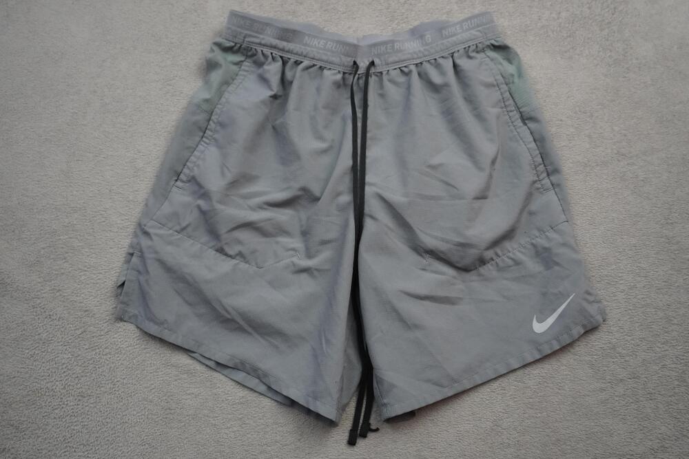 Nike Dri-FIT Running Shorts Mens Small Gray 6" Inseam Reflective Pockets